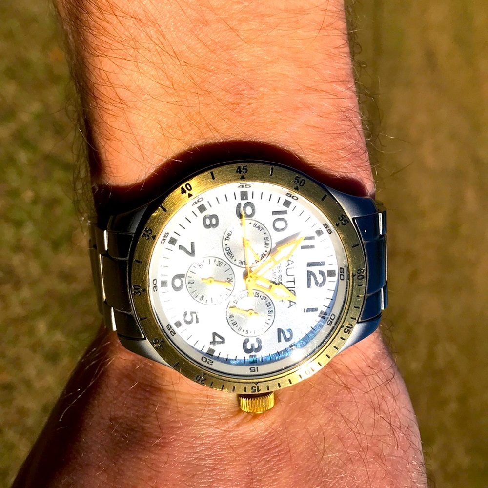 Nautica men’s watch water resistant 100FT